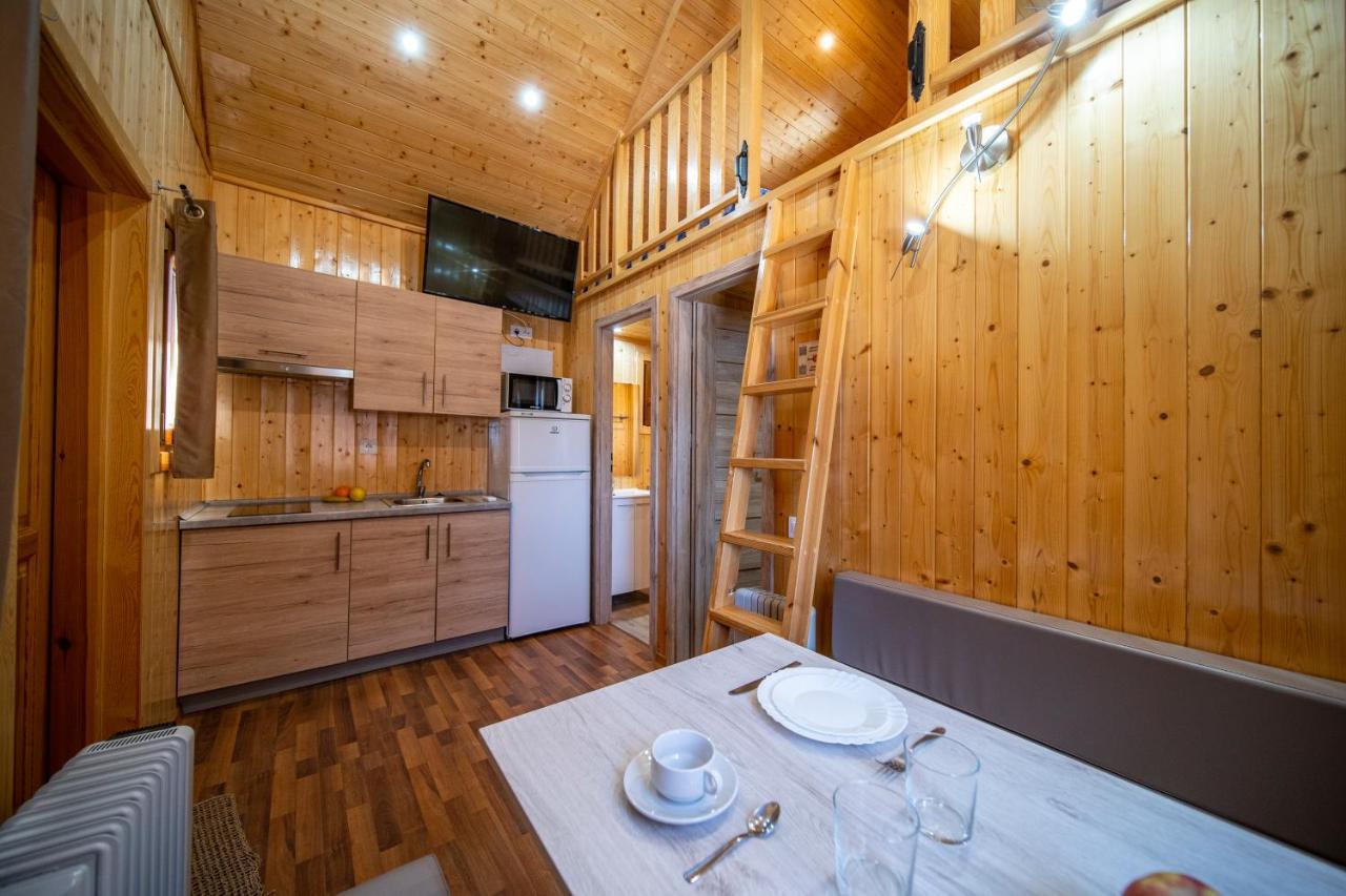 Camping Bungalow Serra De Prades Resort Vilanova de Prades Exterior foto