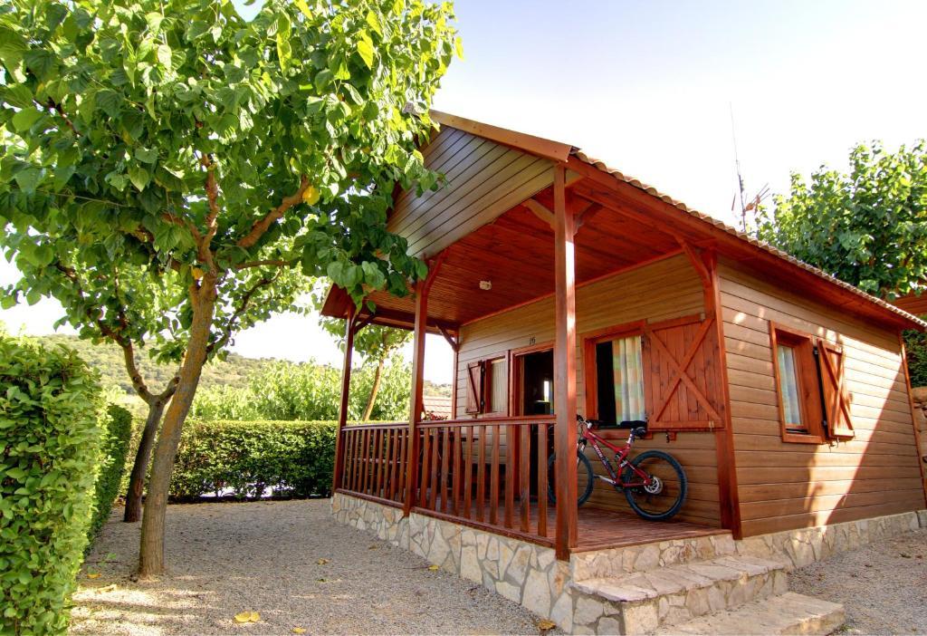 Camping Bungalow Serra De Prades Resort Vilanova de Prades Exterior foto