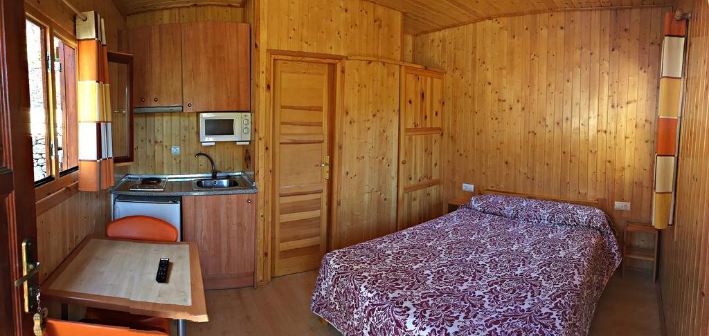 Camping Bungalow Serra De Prades Resort Vilanova de Prades Exterior foto