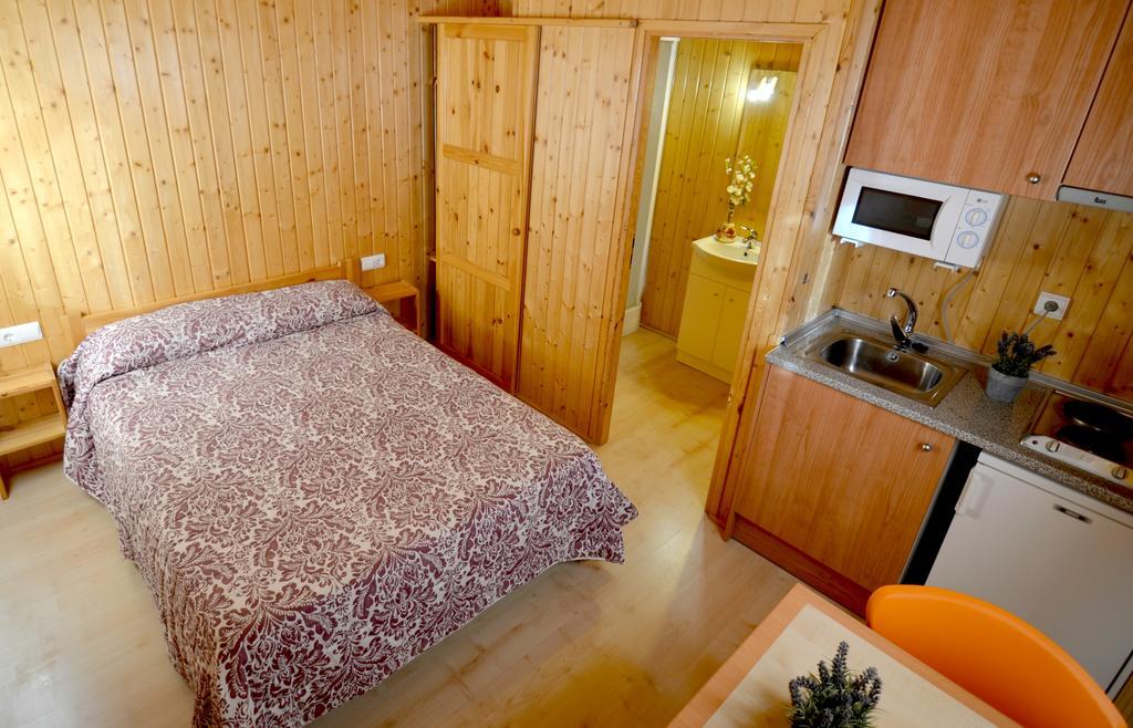 Camping Bungalow Serra De Prades Resort Vilanova de Prades Exterior foto